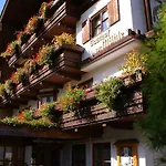 Szálloda Hotel-gasthof 