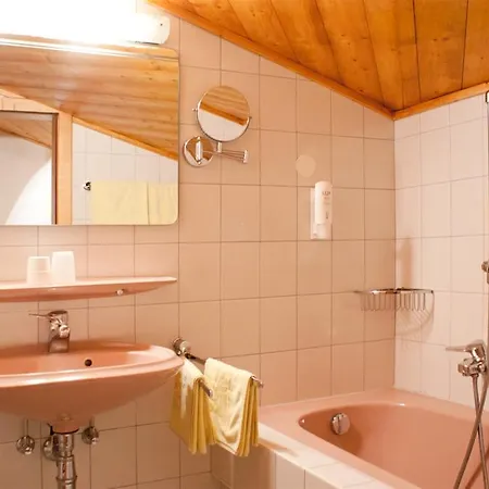 מלון Hotel-gasthof 