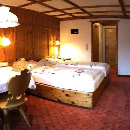 מלון Hotel-gasthof 
