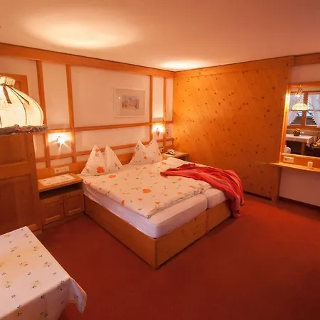 מלון Hotel-gasthof 