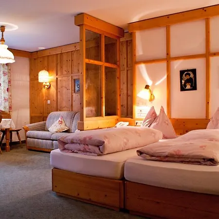 מלון Hotel-gasthof 