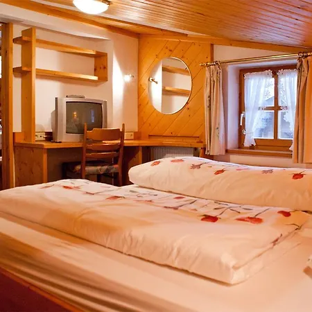 מלון Hotel-gasthof 